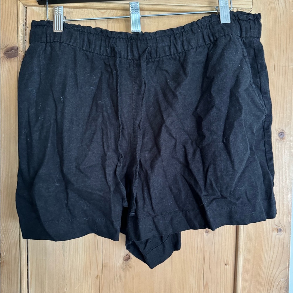 Linen shorts